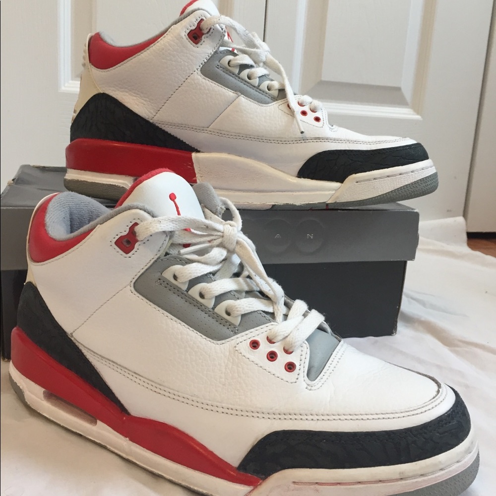 Air Jordan Retro 3 Sz. 10.5